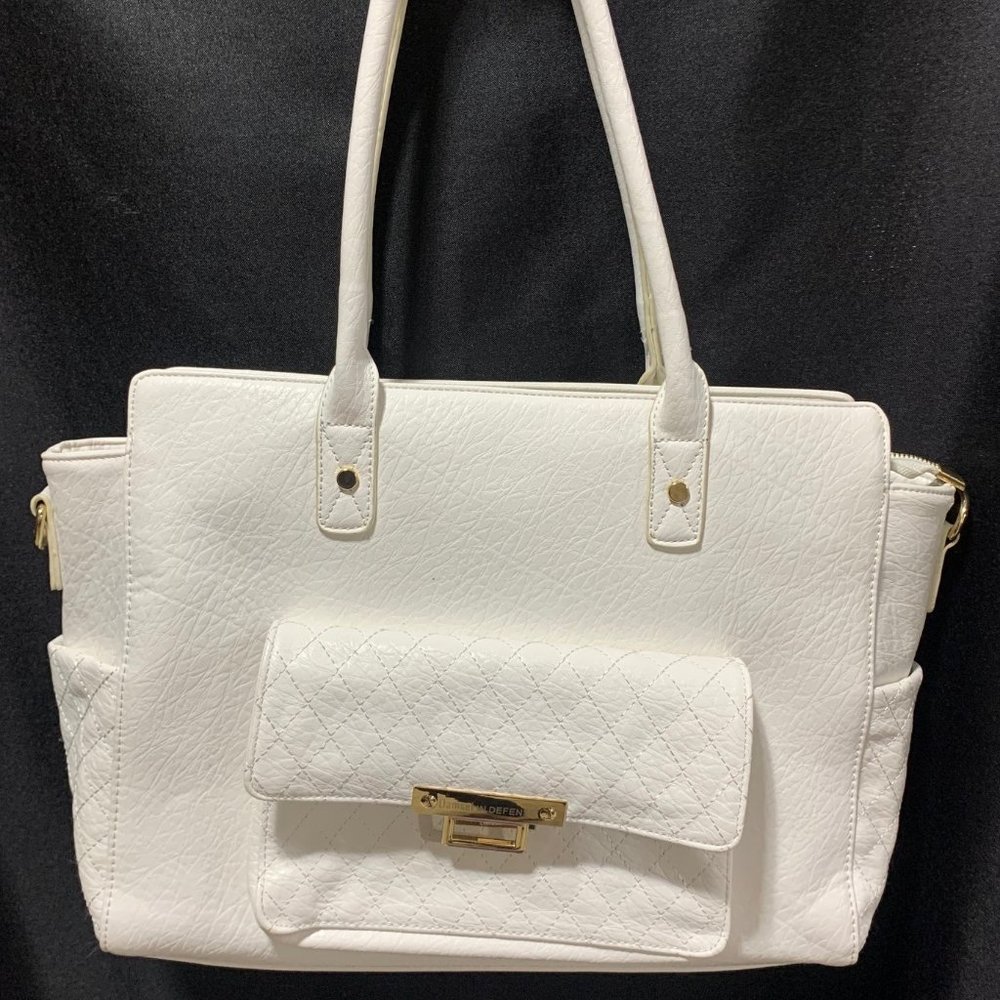 Damsel in Defense Kari Tote/Bag/Purse